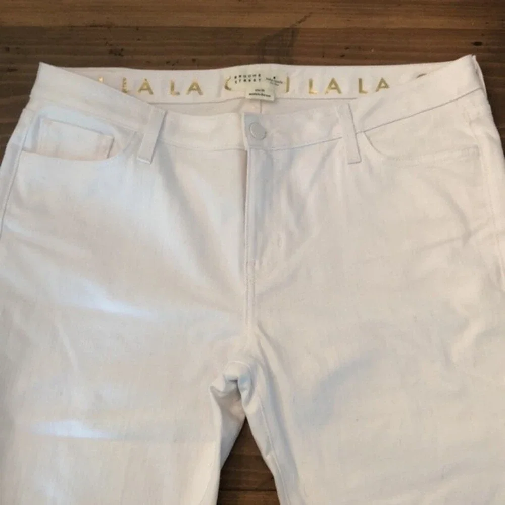 KATE SPADE SIZE 33 WHITE BROOME STREET DENIM JEAN